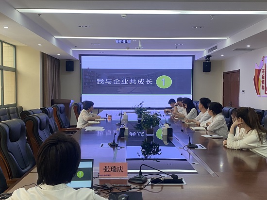 301745996900176074.jpg 話成長(zhǎng)插圖2.jpg